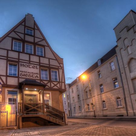 Hotel Siesta Świebodzin Exteriör bild