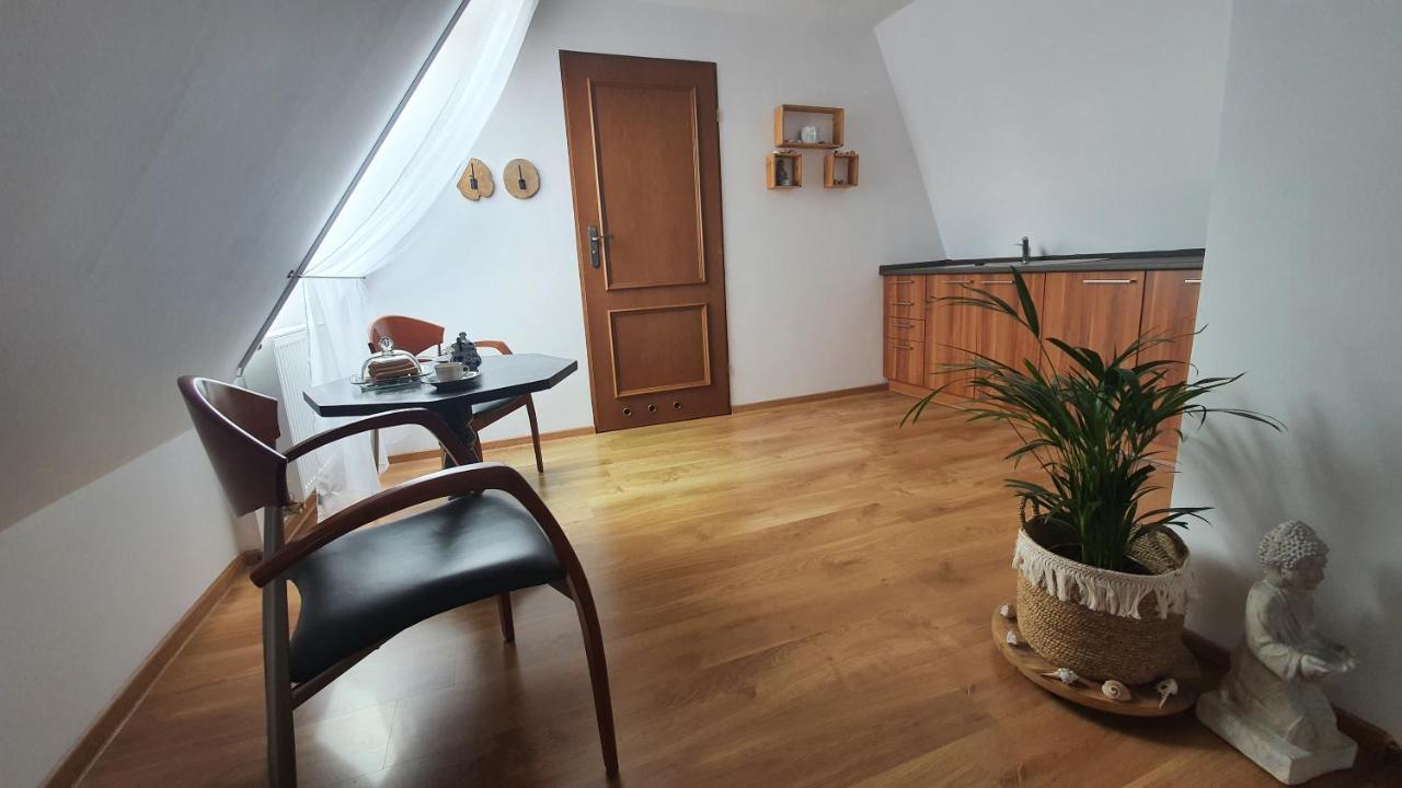 Hotel Siesta Świebodzin Exteriör bild