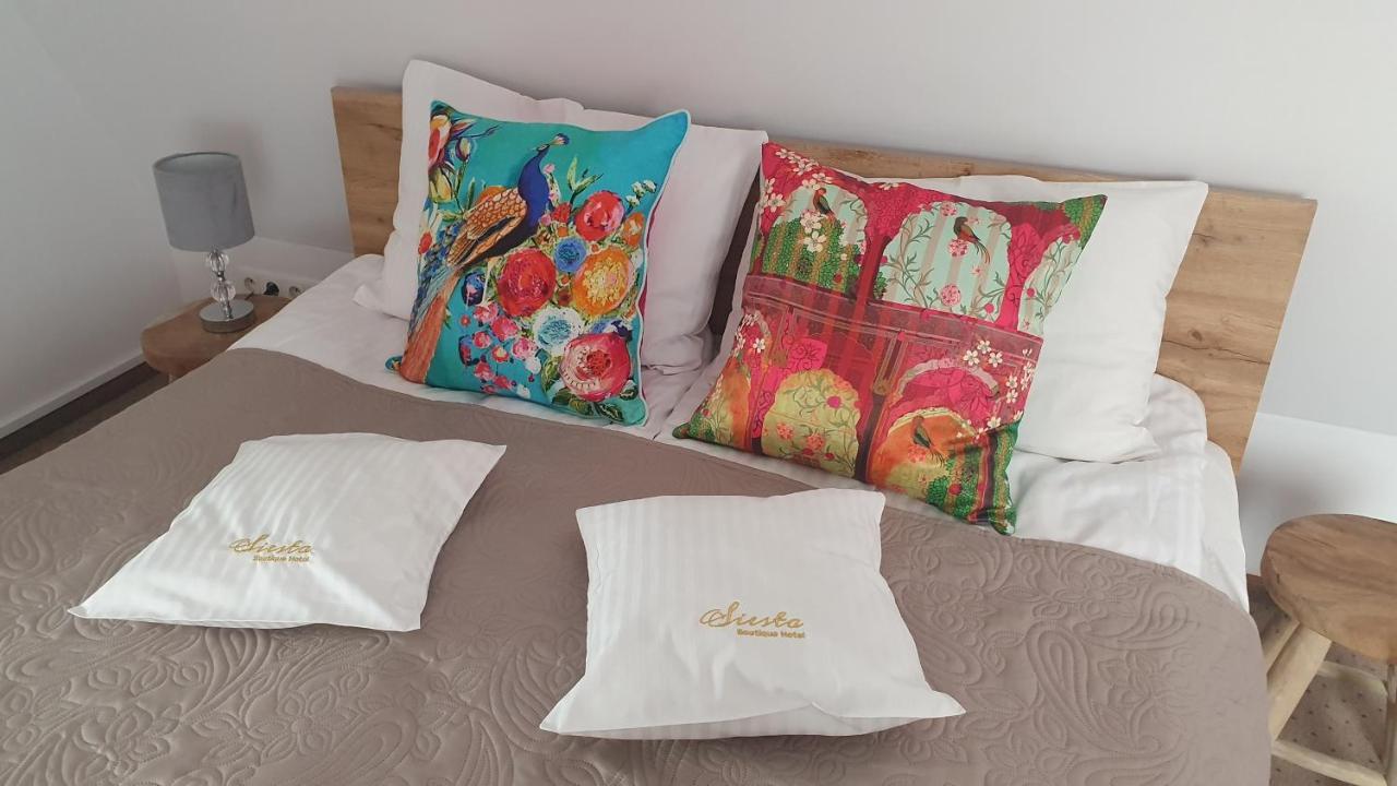 Hotel Siesta Świebodzin Exteriör bild