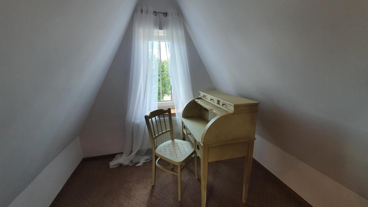 Hotel Siesta Świebodzin Exteriör bild
