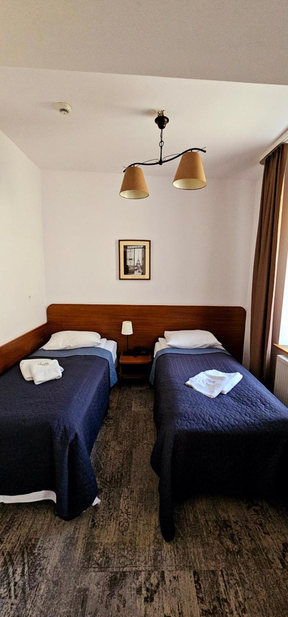 Hotel Siesta Świebodzin Exteriör bild