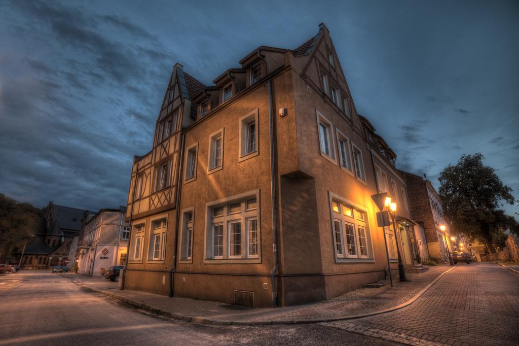 Hotel Siesta Świebodzin Exteriör bild